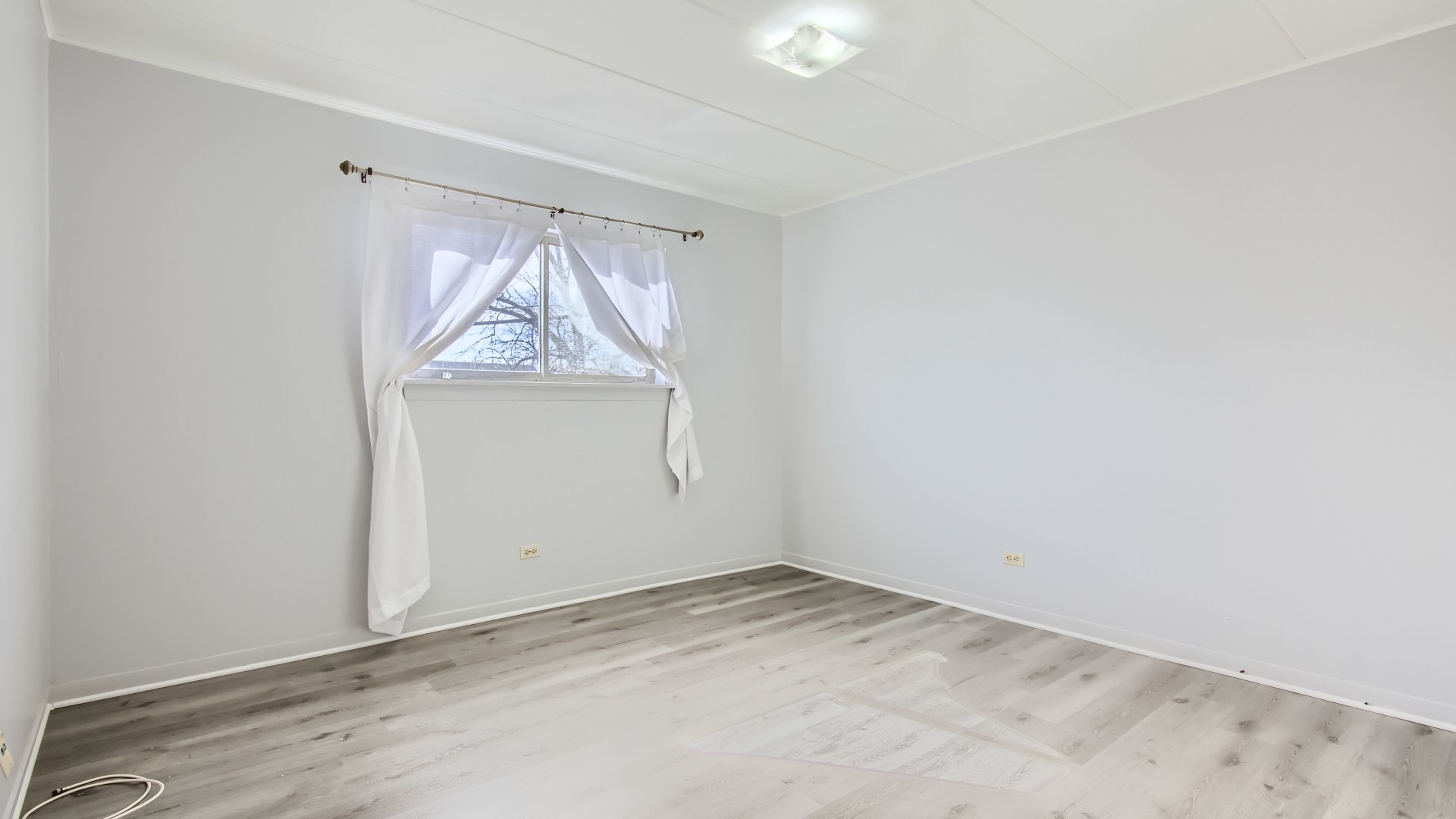 3133 Bernice Road, Unit 3 Lansing, IL 60438 - Photo 7 of 11 Gallery Image 7