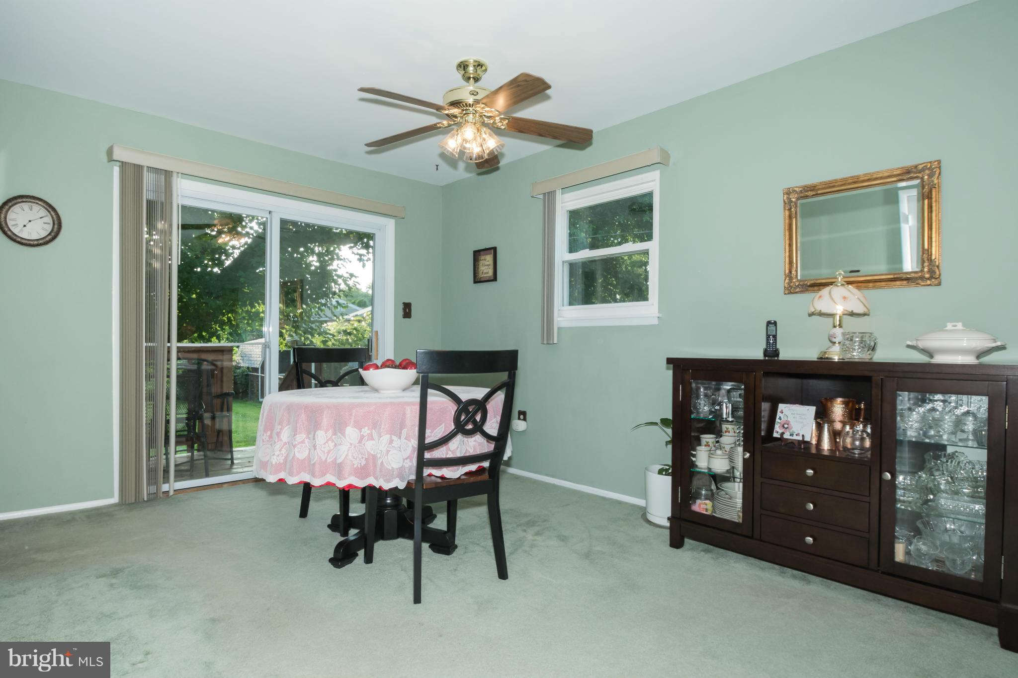 124 Highfalcon Road Reisterstown, MD 21136 - Photo 8 of 10 Dining Room