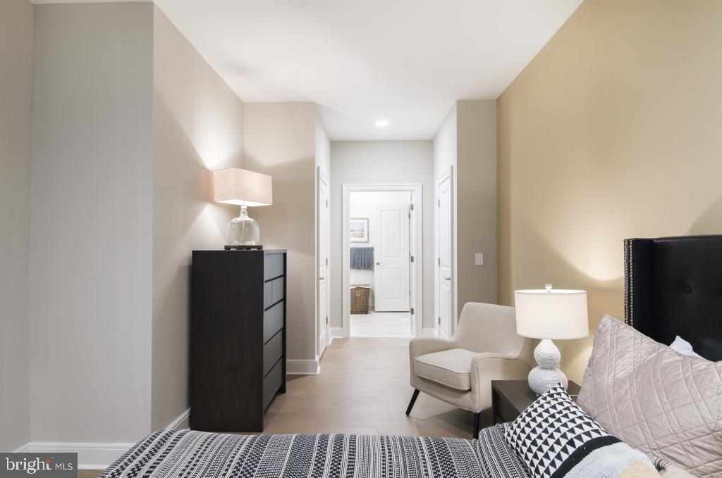 200 North 16th Street, Unit 2111 Philadelphia, PA 19102 - Photo 66 of 66 a living room with furniture and a couch