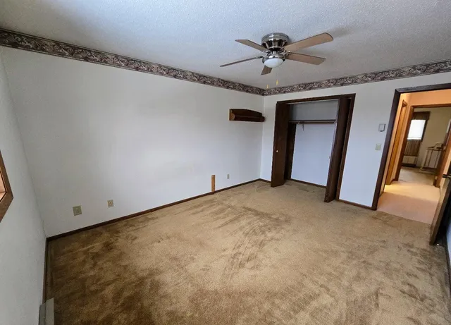 $65,000 | 612 7th Street Northeast, Unit 6, Pipestone, MN 56164