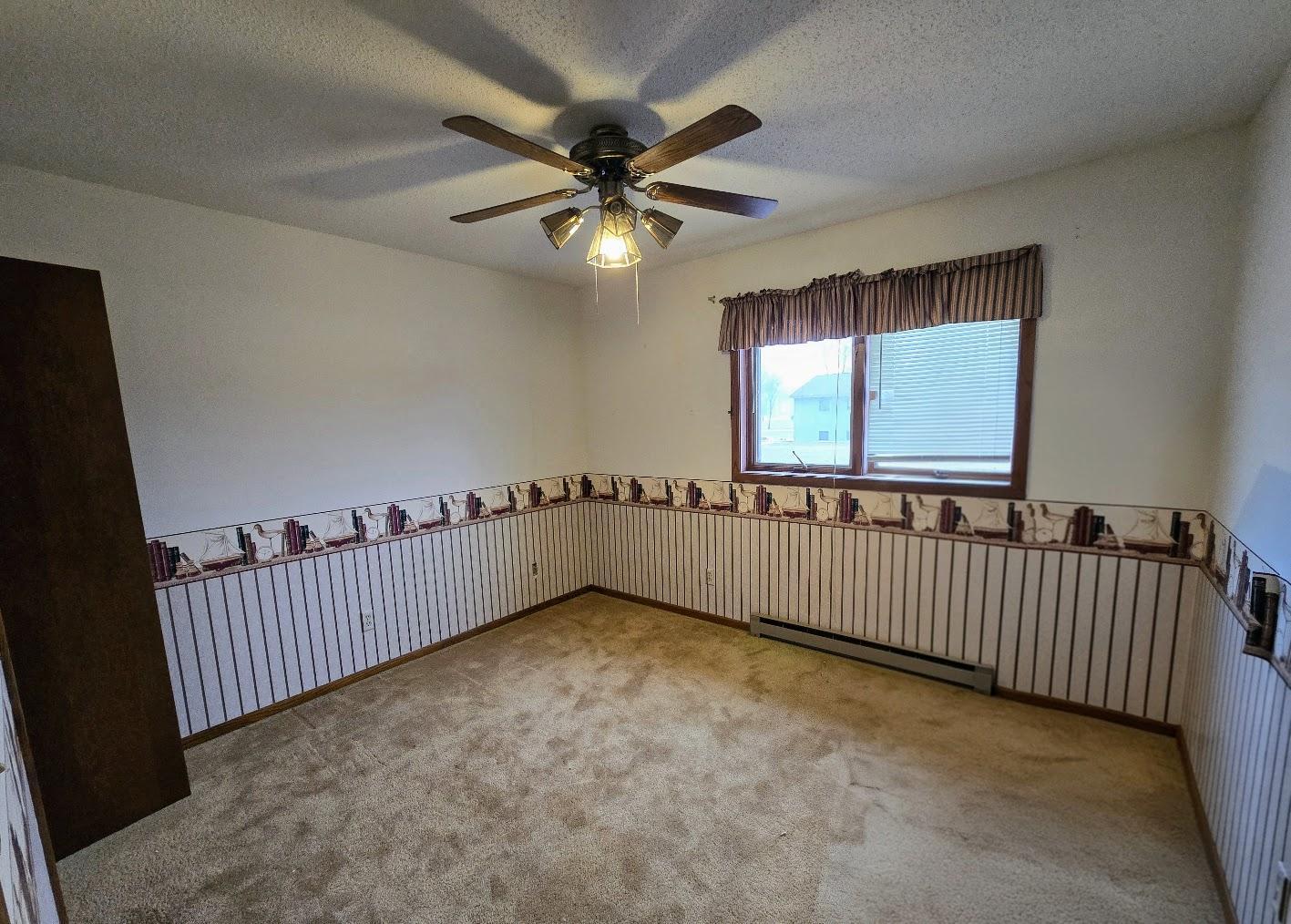 612 7th Street Northeast, Unit 6 Pipestone, MN 56164 - Photo 25 of 26