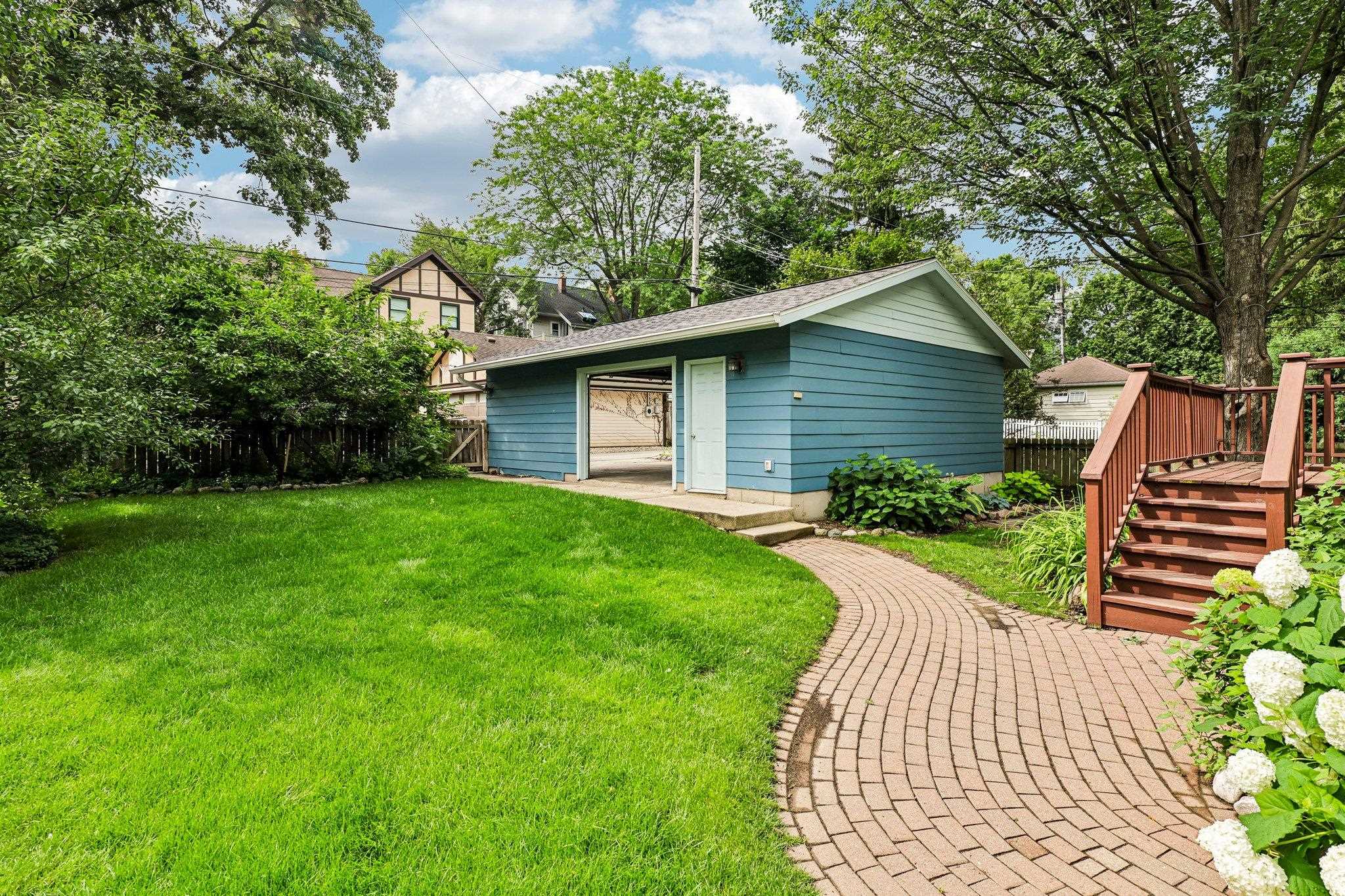 2105 Madison Street Madison, WI 53711 - Photo 6 of 53