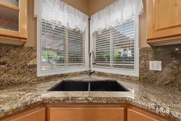 $1,249,000 | 2063 North Parkforest Way, Eagle, ID 83616