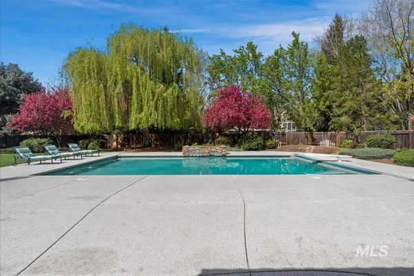 $1,249,000 | 2063 North Parkforest Way, Eagle, ID 83616
