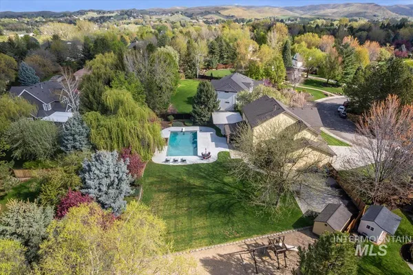 $1,249,000 | 2063 North Parkforest Way, Eagle, ID 83616