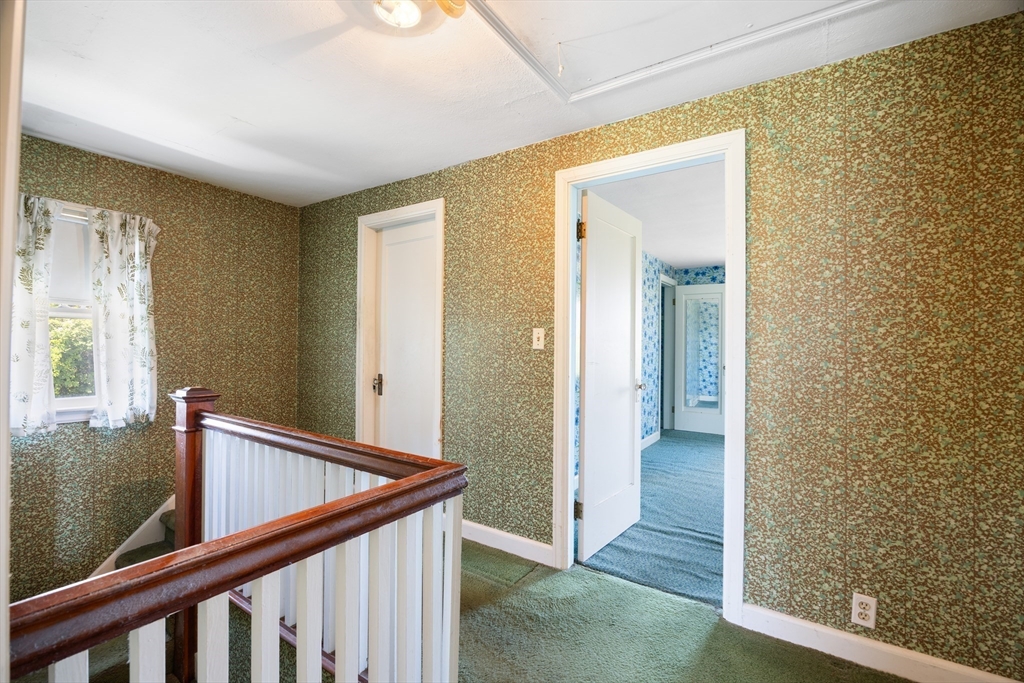216 Springfield Street Chicopee, MA 01013 - Photo 19 of 26
