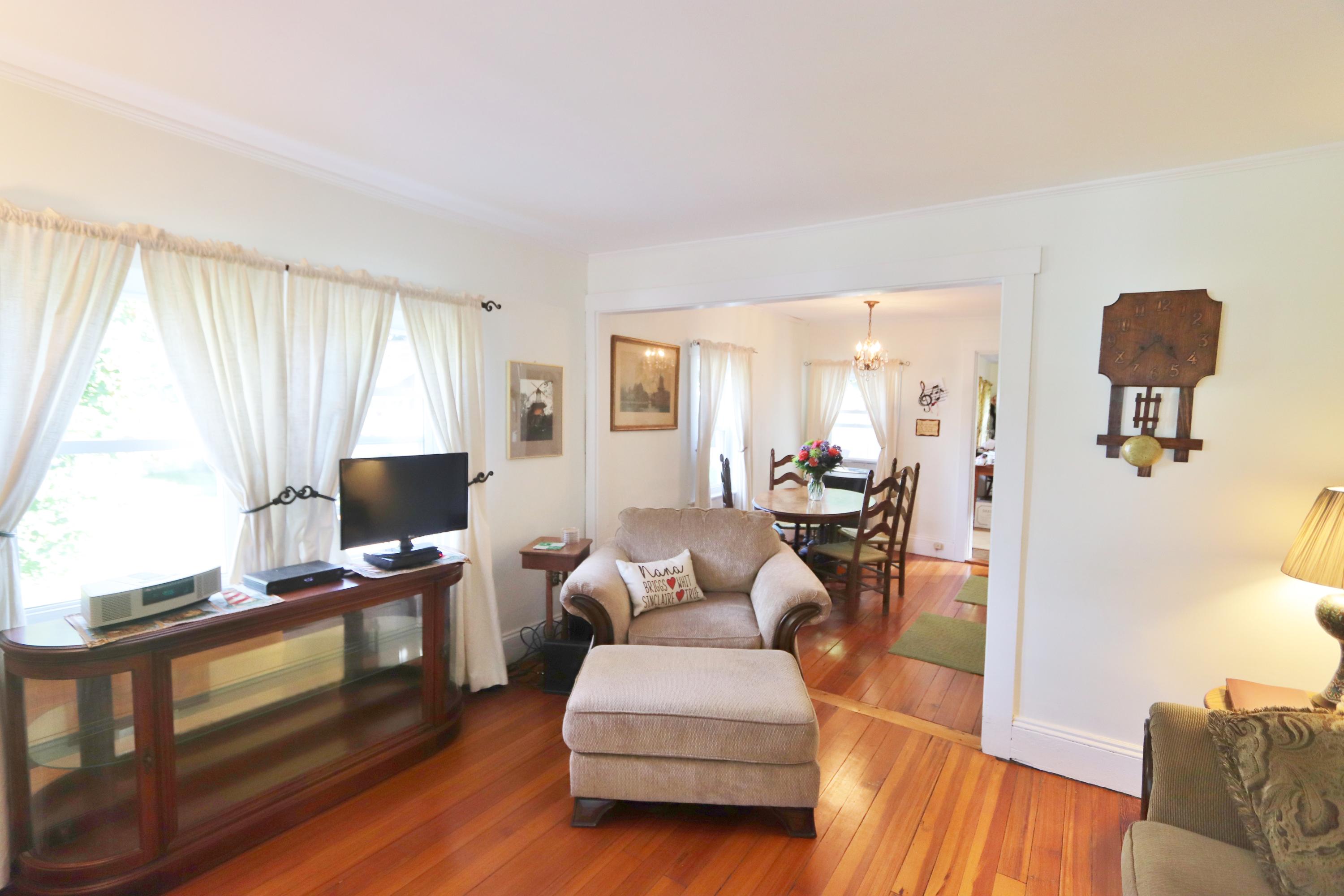19 Lemon Street Bangor, ME 04401 - Photo 5 of 20 IMG_7337