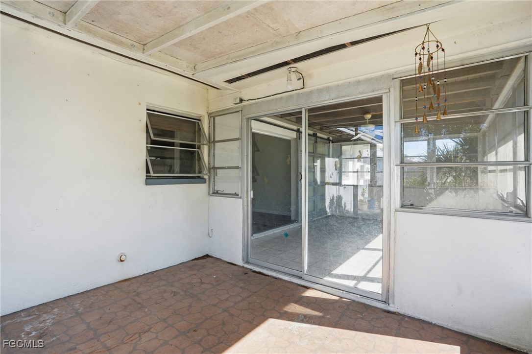 446 El Dorado Parkway East Cape Coral, FL 33904 - Photo 25 of 50