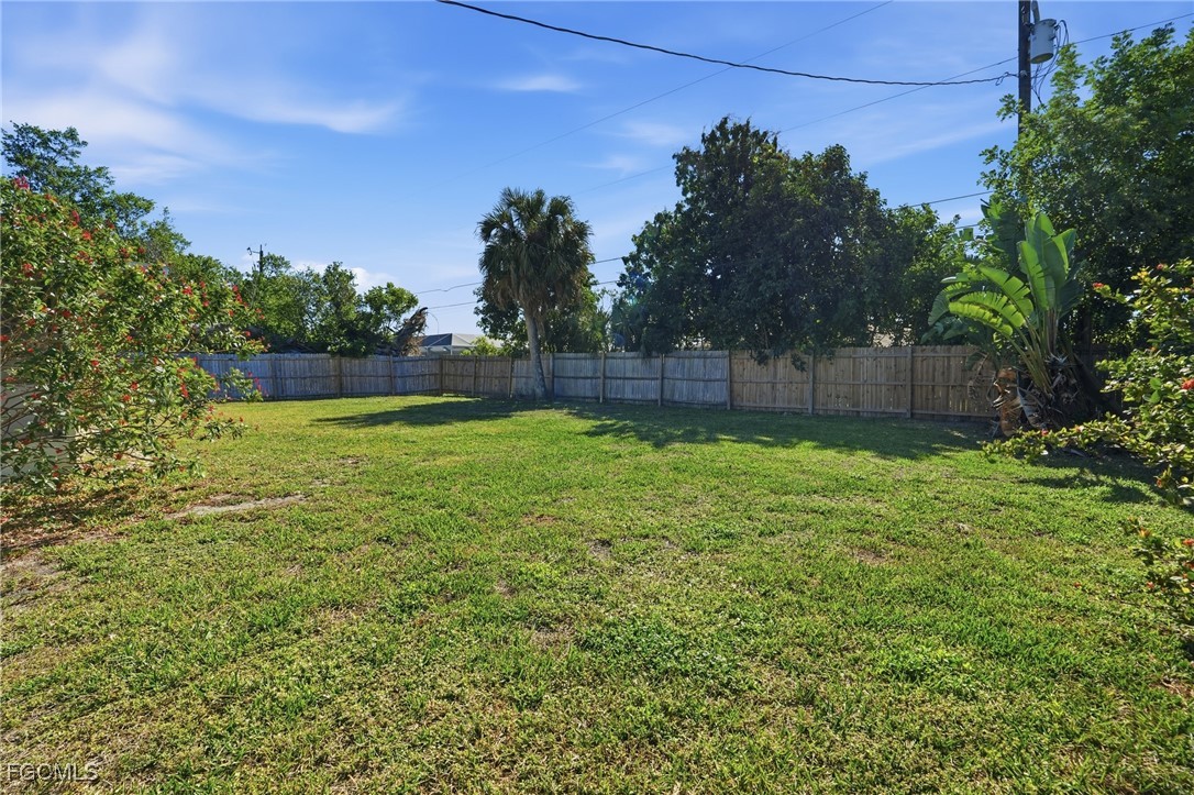 446 El Dorado Parkway East Cape Coral, FL 33904 - Photo 28 of 50