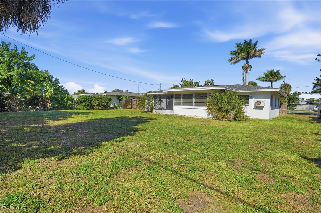 446 El Dorado Parkway East Cape Coral, FL 33904 - Photo 30 of 50