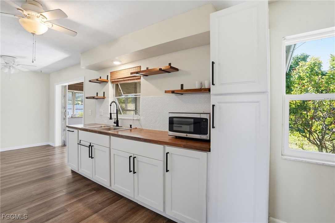 446 El Dorado Parkway East Cape Coral, FL 33904 - Photo 4 of 50