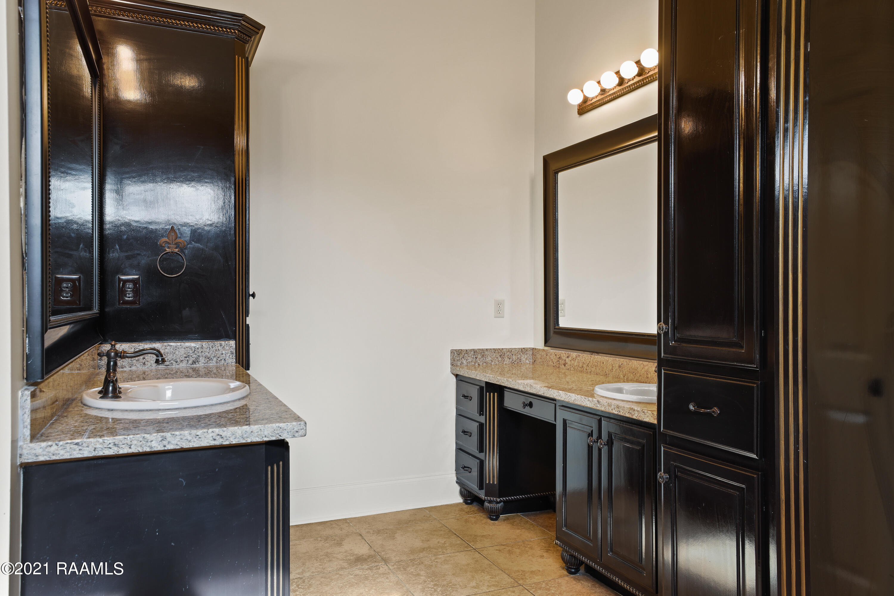 405 Lebesque Road Lafayette, LA 70507 - Photo 23 of 50 405 Lebesque-25