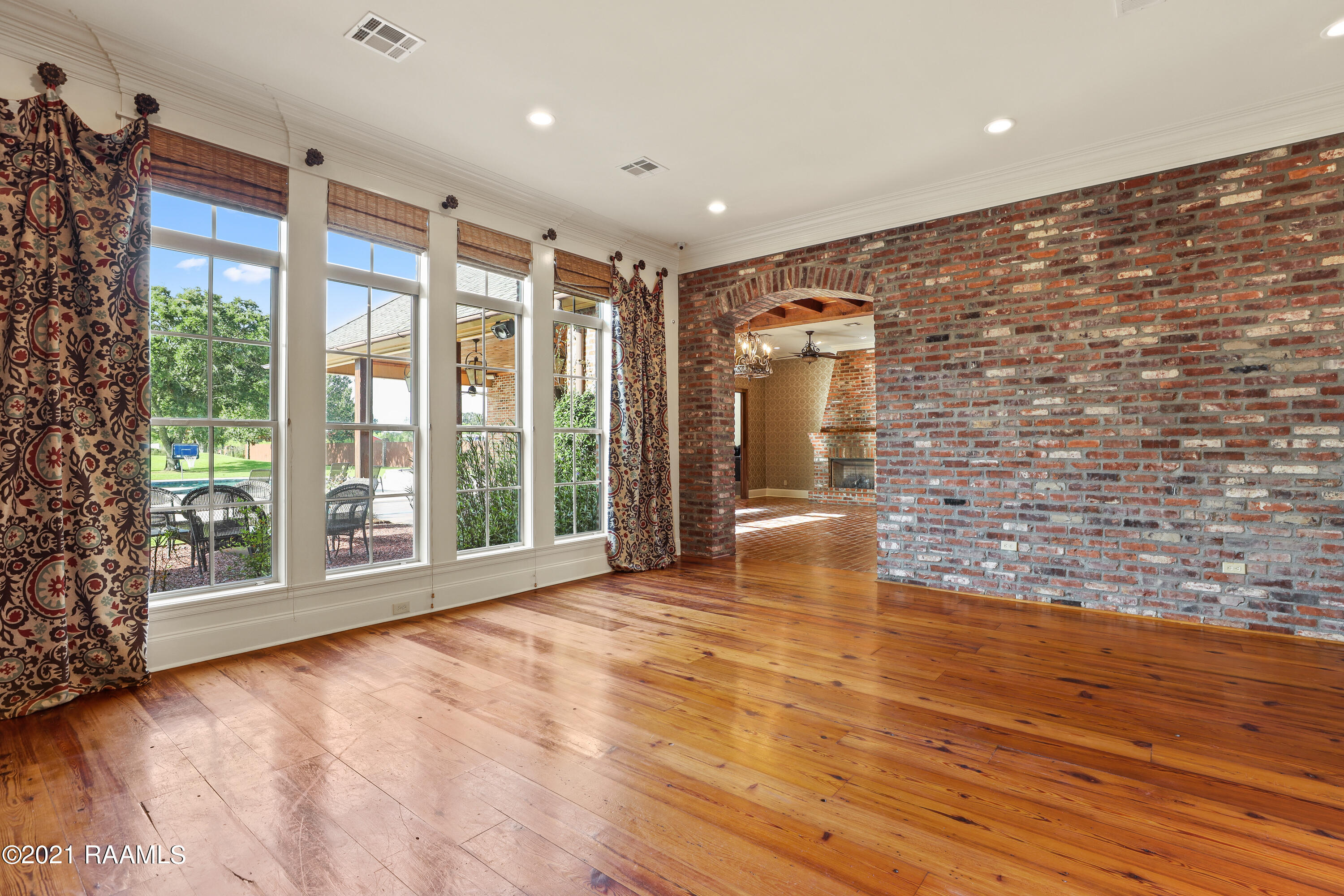 405 Lebesque Road Lafayette, LA 70507 - Photo 5 of 50 405 Lebesque-28