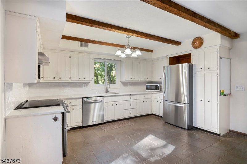 15 Burrell Road Lebanon, NJ 08833 - Photo 21 of 36