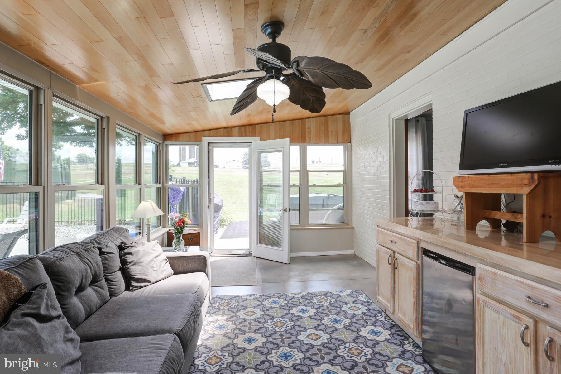 1377 Colebrook Road Middletown, PA 17057 - Photo 24 of 59 Gallery Image 24