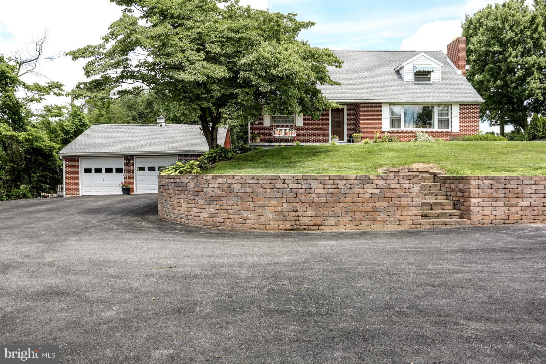 1377 Colebrook Road Middletown, PA 17057 - Photo 10 of 59 Gallery Image 10