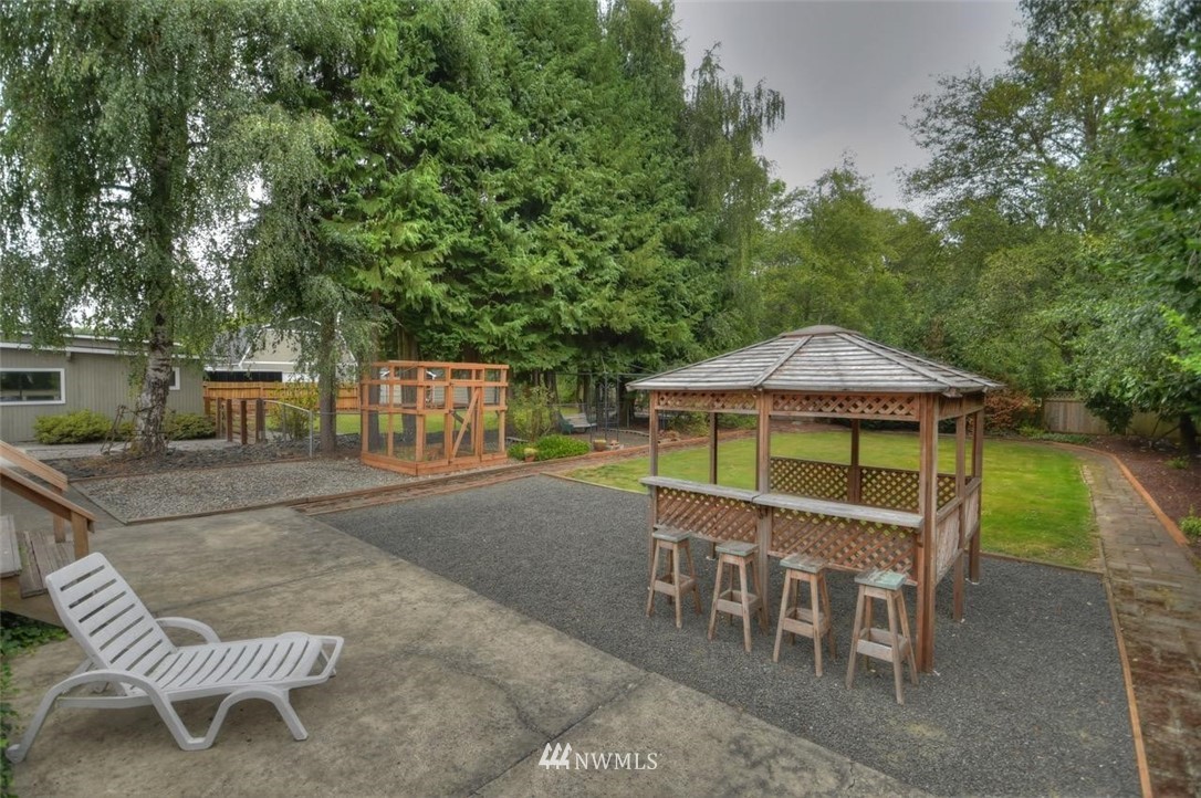 3602 Wiggins Road Southeast Olympia, WA 98501 - Photo 9 of 25 Gallery Image 9
