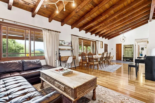 $1,375,000 | 11724 Shadow Valley Road, El Cajon, CA 92020