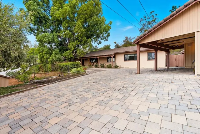 $1,375,000 | 11724 Shadow Valley Road, El Cajon, CA 92020