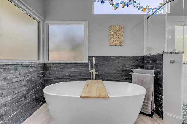 $695,000 | 52 Cambridge Trace, Ormond Beach, FL 32174