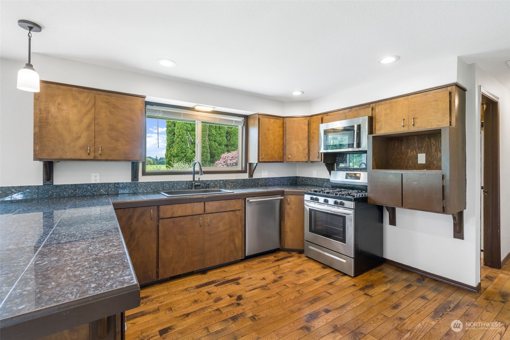 4263 Morgan Road Sumas, WA 98295 - Photo 12 of 40