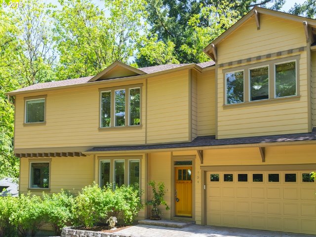 754 Southwest Cheltenham Street Portland, OR 97239 - Photo 1 of 32 Gallery Image 1