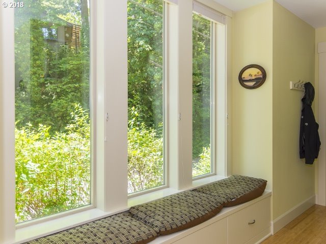 754 Southwest Cheltenham Street Portland, OR 97239 - Photo 28 of 32 Gallery Image 28