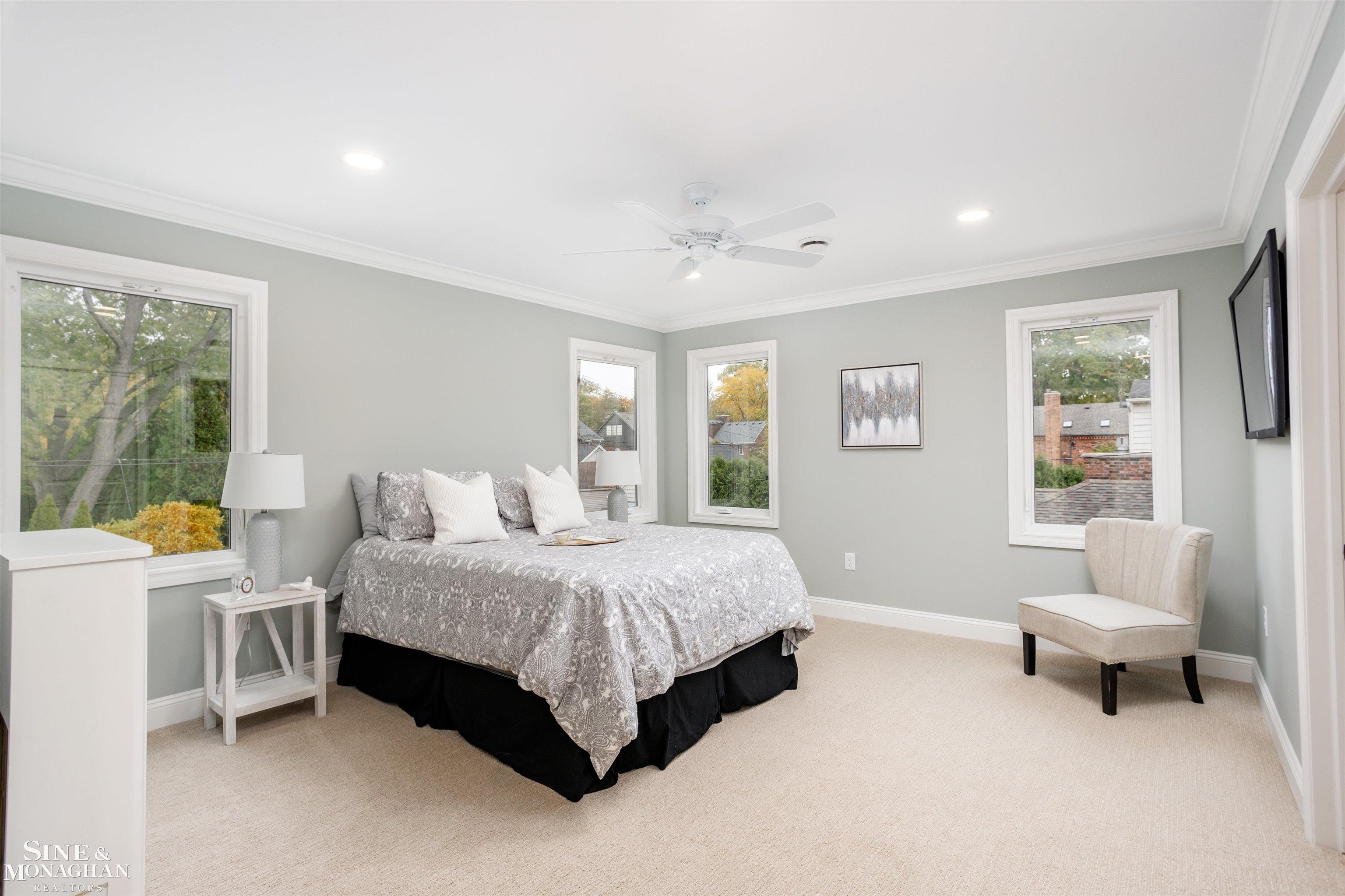 636 Washington Road Grosse Pointe, MI 48230 - Photo 18 of 36