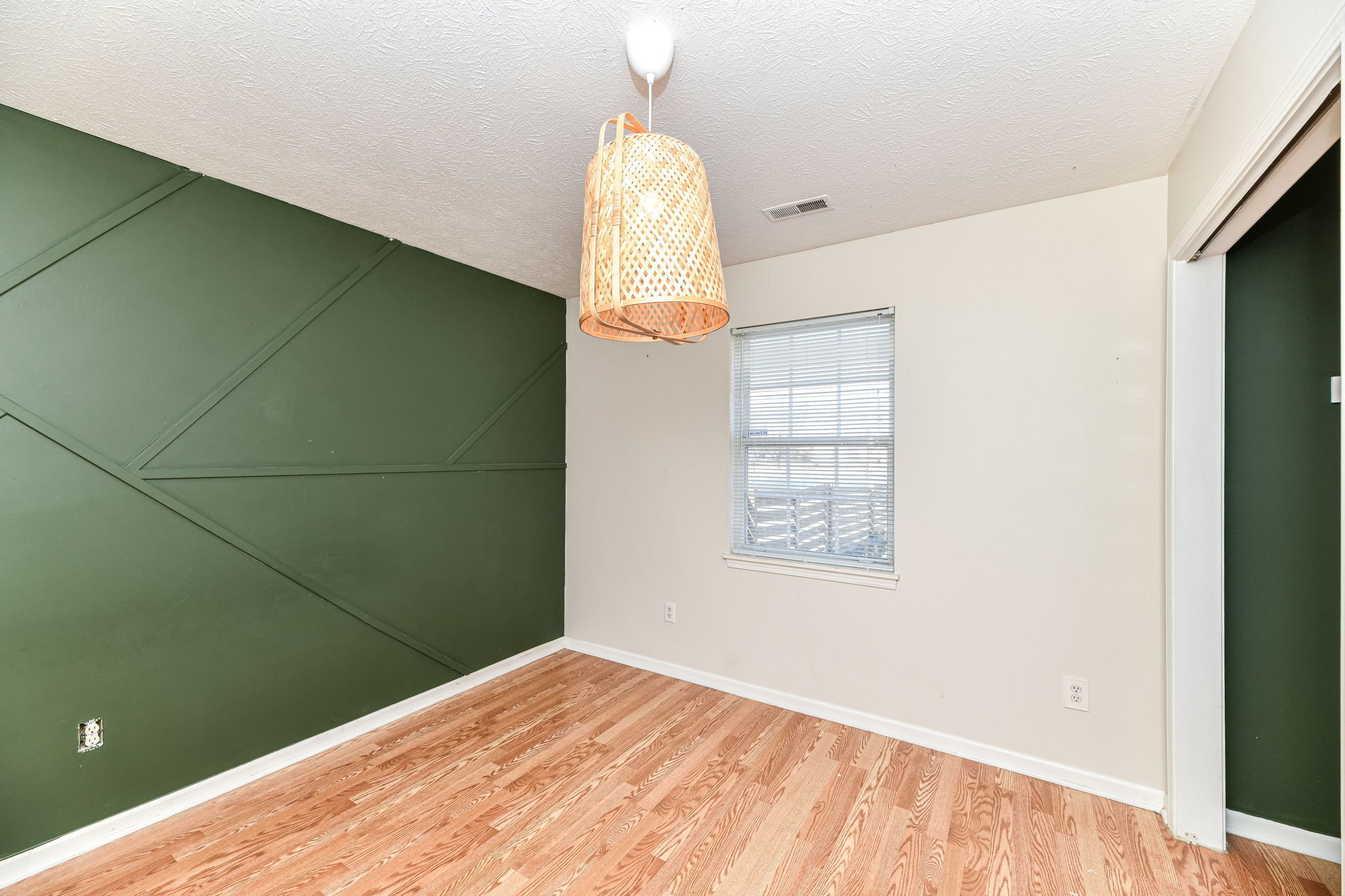 11844 Shannon Pointe Road Indianapolis, IN 46229 - Photo 17 of 24 Gallery Image 17