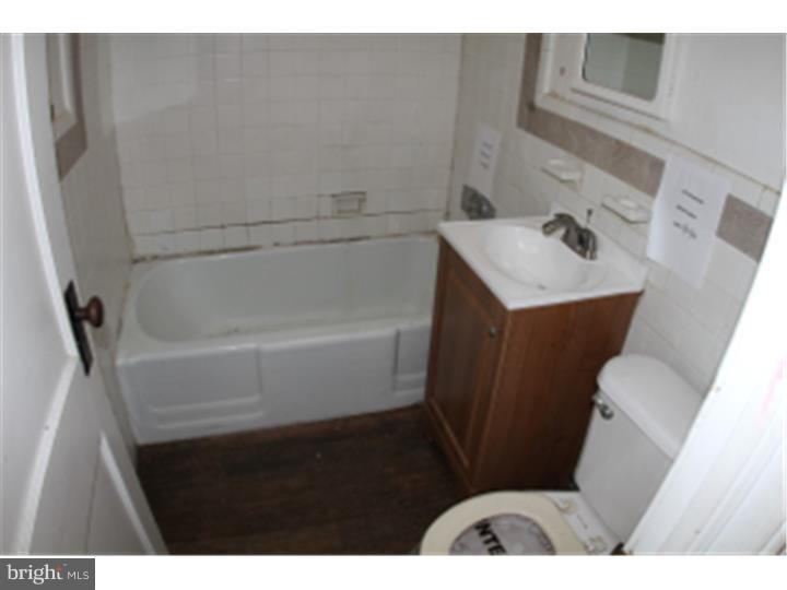 1321 Rodman Road Wilmington, DE 19805 - Photo 12 of 13 Gallery Image 12