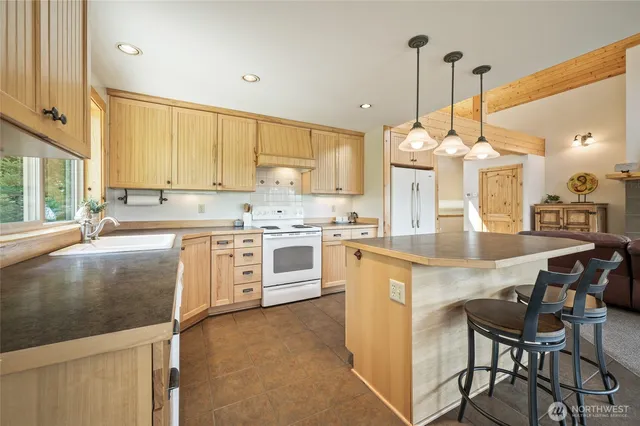 $879,000 | 20673 Miracle Mile, Leavenworth, WA 98826