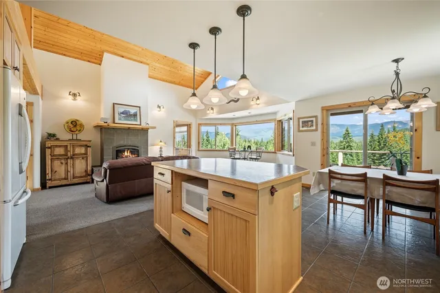 $879,000 | 20673 Miracle Mile, Leavenworth, WA 98826