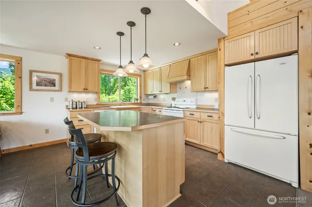 $879,000 | 20673 Miracle Mile, Leavenworth, WA 98826