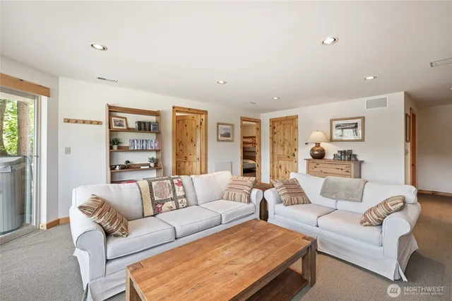 $879,000 | 20673 Miracle Mile, Leavenworth, WA 98826