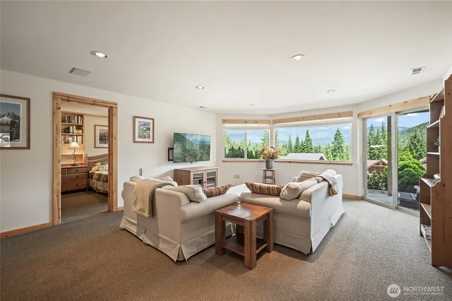 $879,000 | 20673 Miracle Mile, Leavenworth, WA 98826