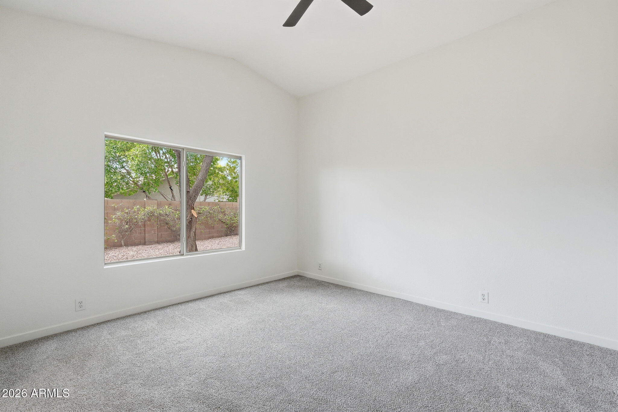 6126 East Roland Street Mesa, AZ 85215 - Photo 15 of 35 Primary Suite