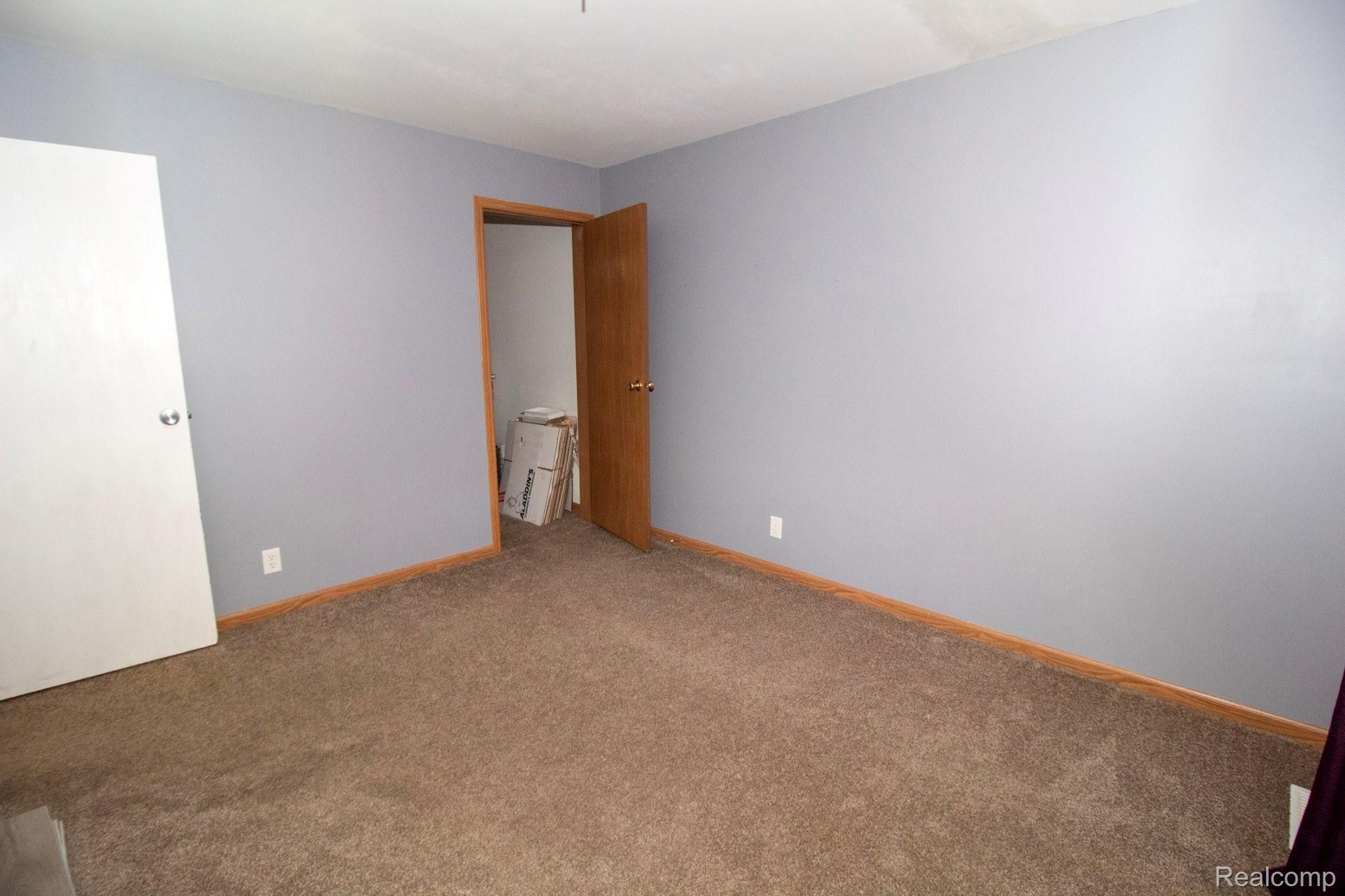 2792 Oak Grove Road North Branch, MI 48461 - Photo 12 of 30 b0c212b775eede79cd03cc215a14dc25.jpg