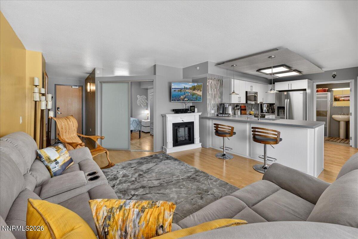 255 North Sierra Street, Unit S 1919 Reno, NV 89501 - Photo 5 of 41 03-DSC_9404