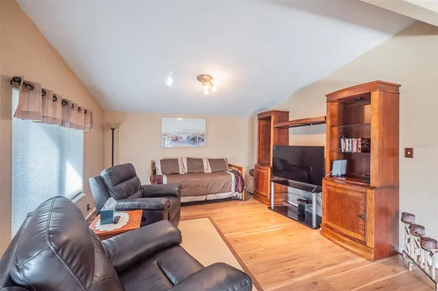 $389,947 | 34205 Island Drive, Leesburg, FL 34788