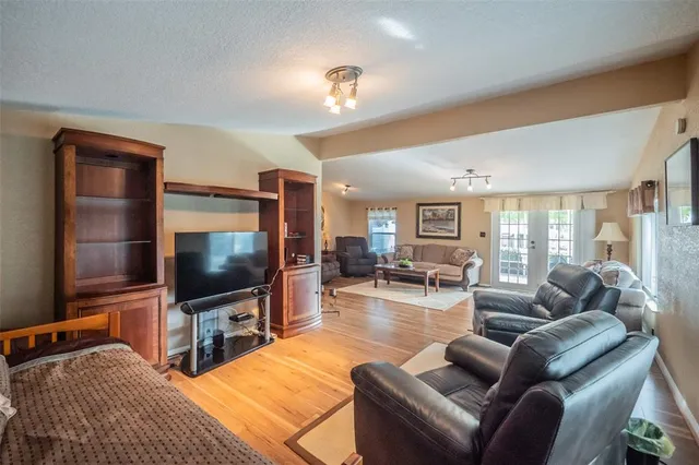 $389,947 | 34205 Island Drive, Leesburg, FL 34788