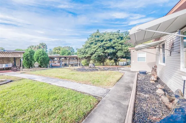 $389,947 | 34205 Island Drive, Leesburg, FL 34788