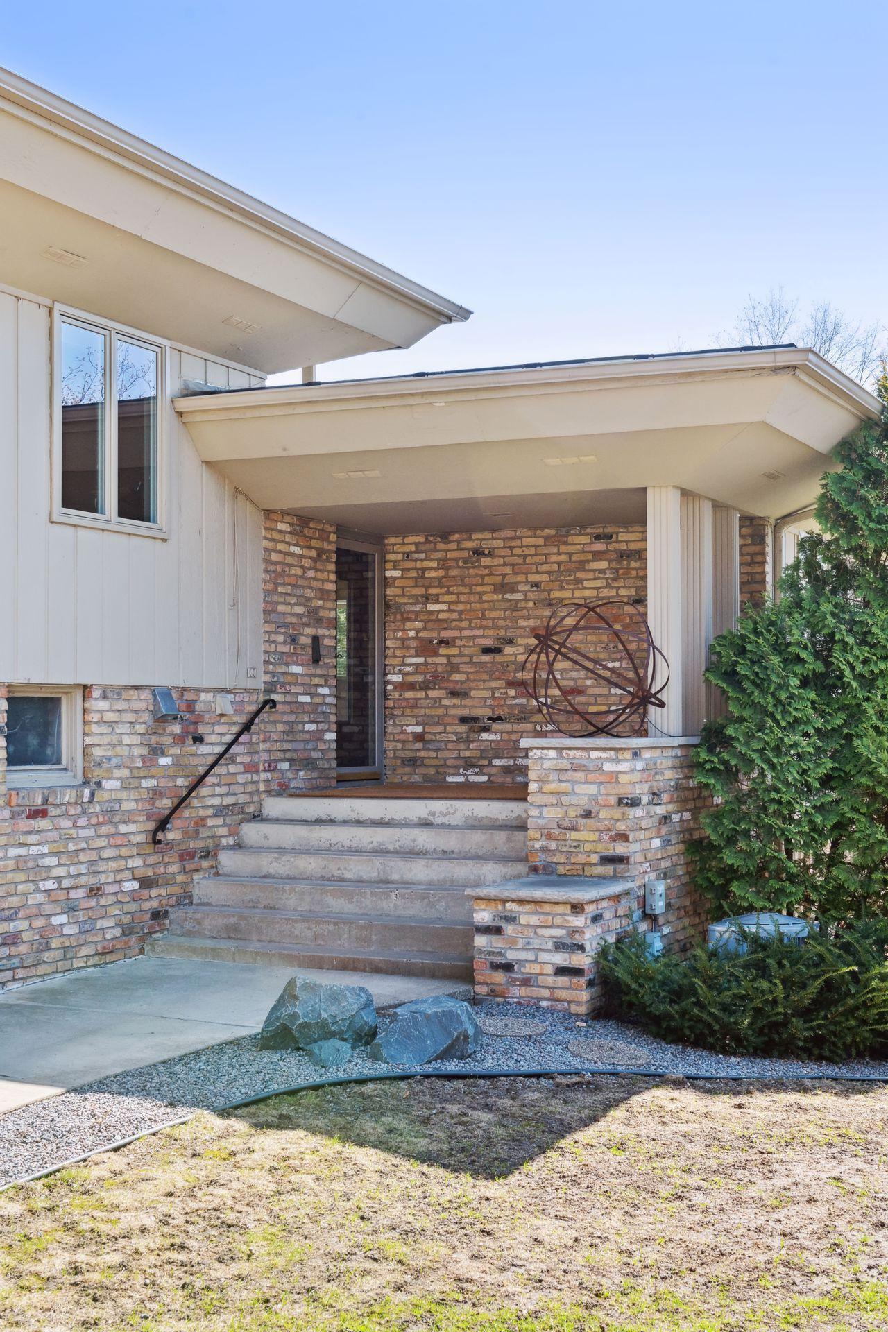 5812 View Lane Edina, MN 55436 - Photo 1 of 1