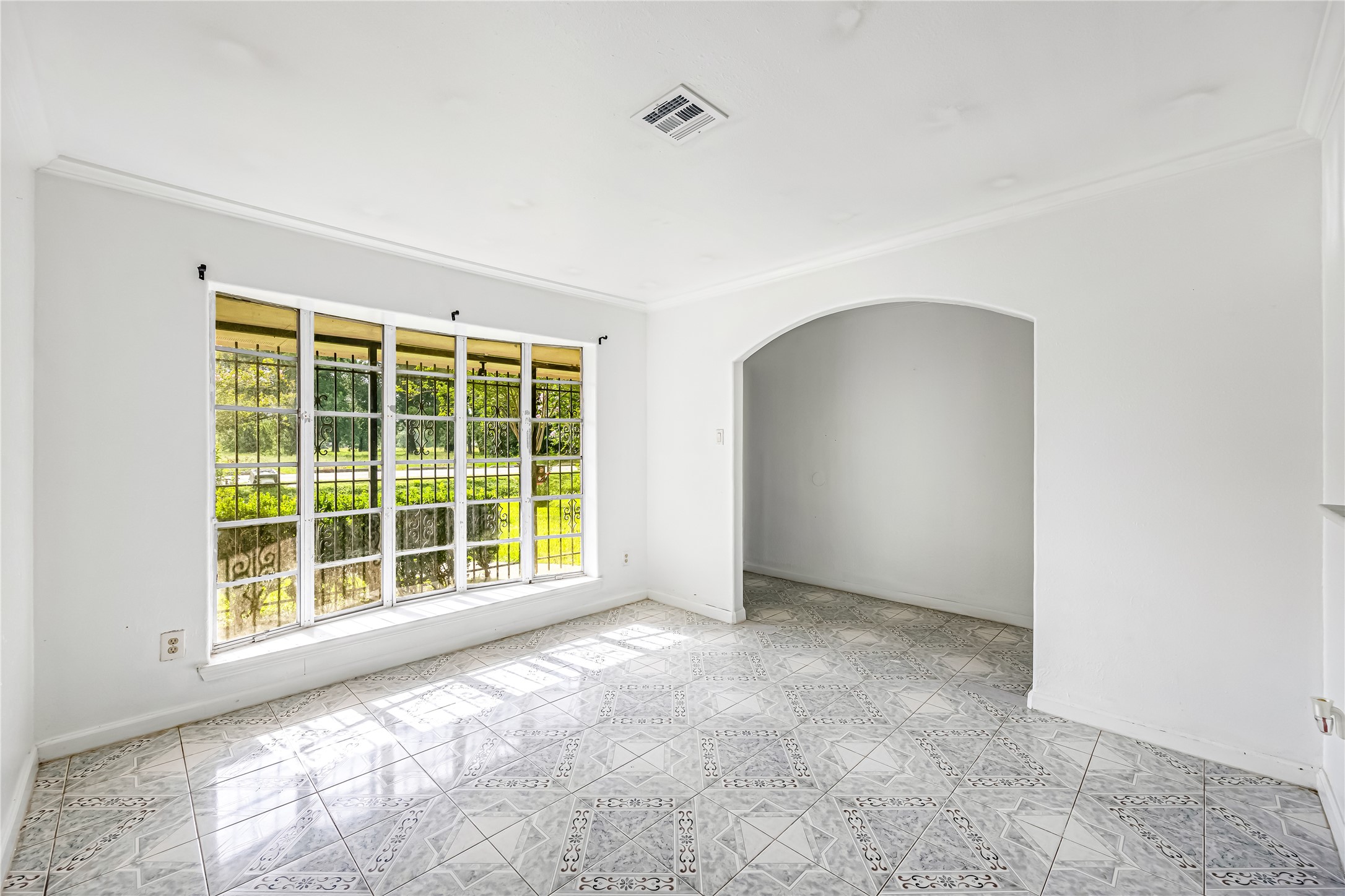 7707 Nordling Road Houston, TX 77037 - Photo 4 of 17