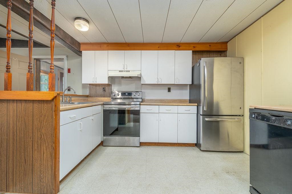 3 Spruce Cove Road Northwood, NH 03261 - Photo 17 of 43