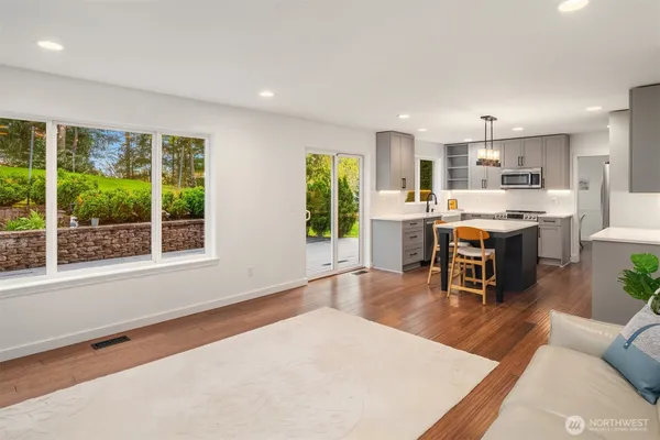 $1,385,000 | 27815 Northeast 30th Street, Redmond, WA 98053