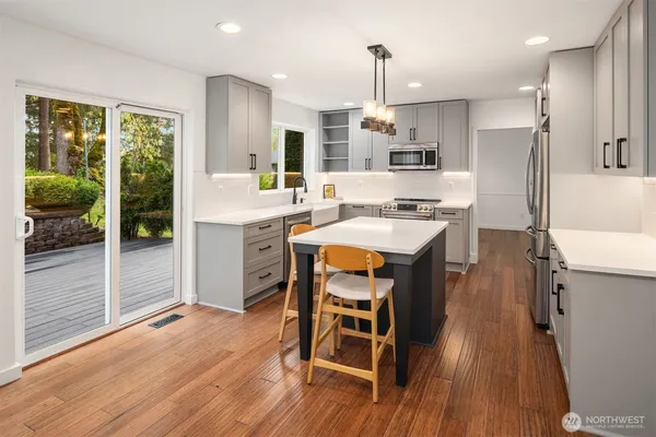 $1,385,000 | 27815 Northeast 30th Street, Redmond, WA 98053