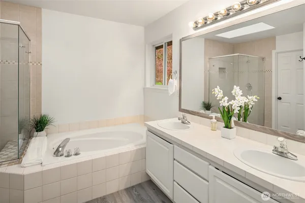 $1,385,000 | 27815 Northeast 30th Street, Redmond, WA 98053