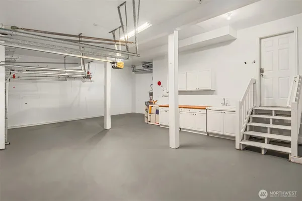 $1,385,000 | 27815 Northeast 30th Street, Redmond, WA 98053