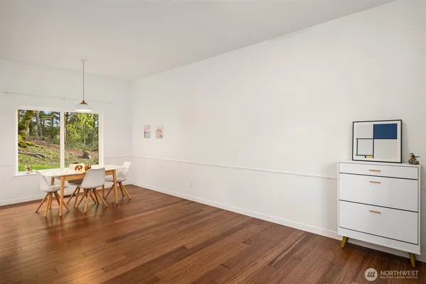 $1,385,000 | 27815 Northeast 30th Street, Redmond, WA 98053