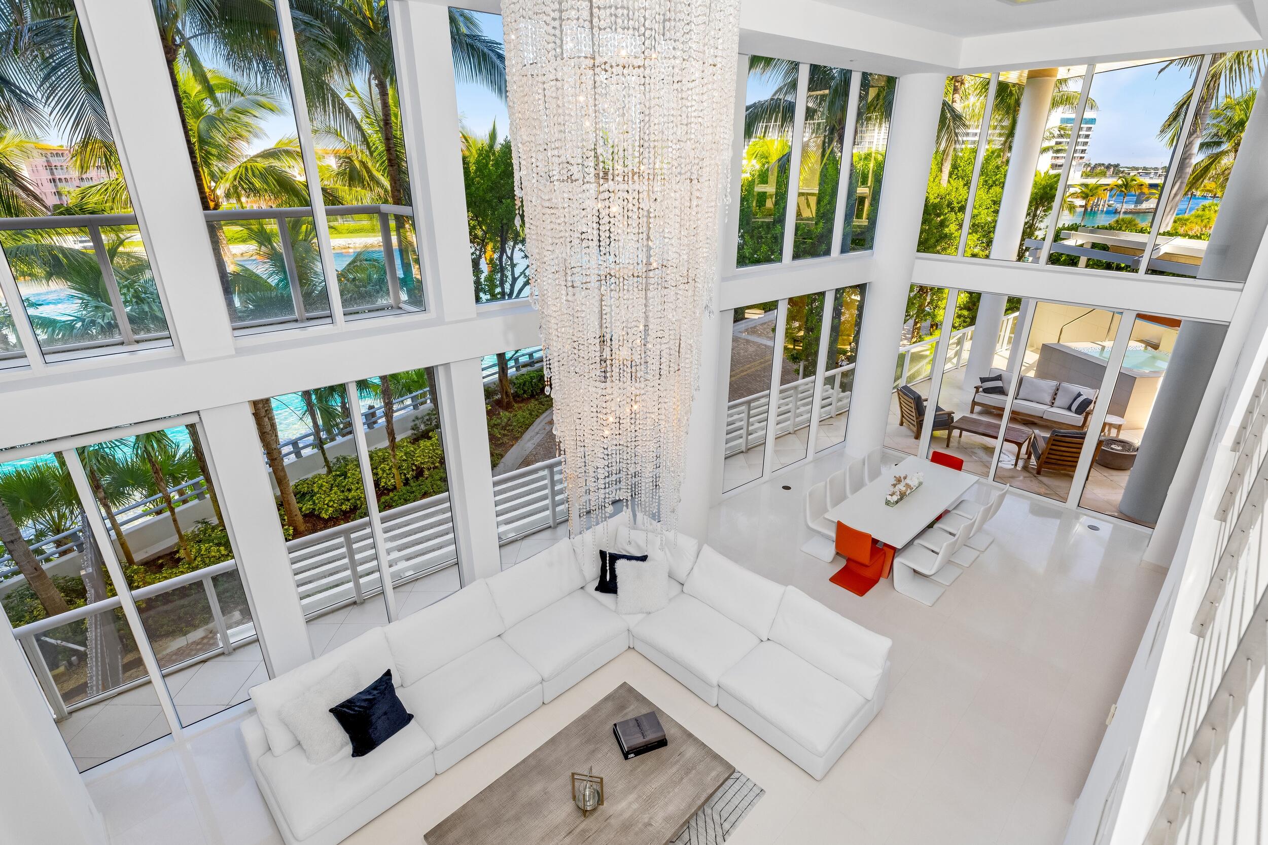 1000 South Ocean Boulevard, Unit 110 Boca Raton, FL 33432 - Photo 22 of 61 Upper Hallway View
